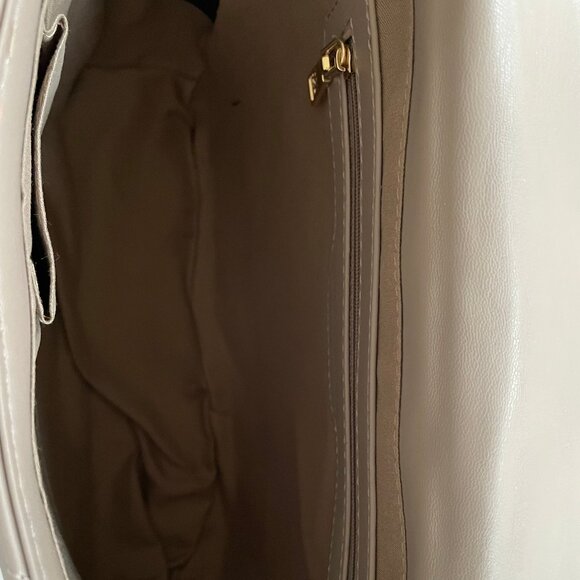 Badgley Mischka Taupe Crossbody NWT - Picture 6 of 6